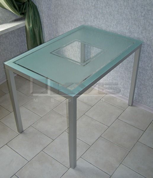 stol-stekloalu-1